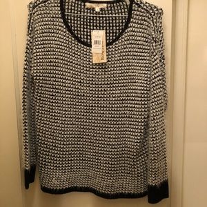 Cute sweater with flair